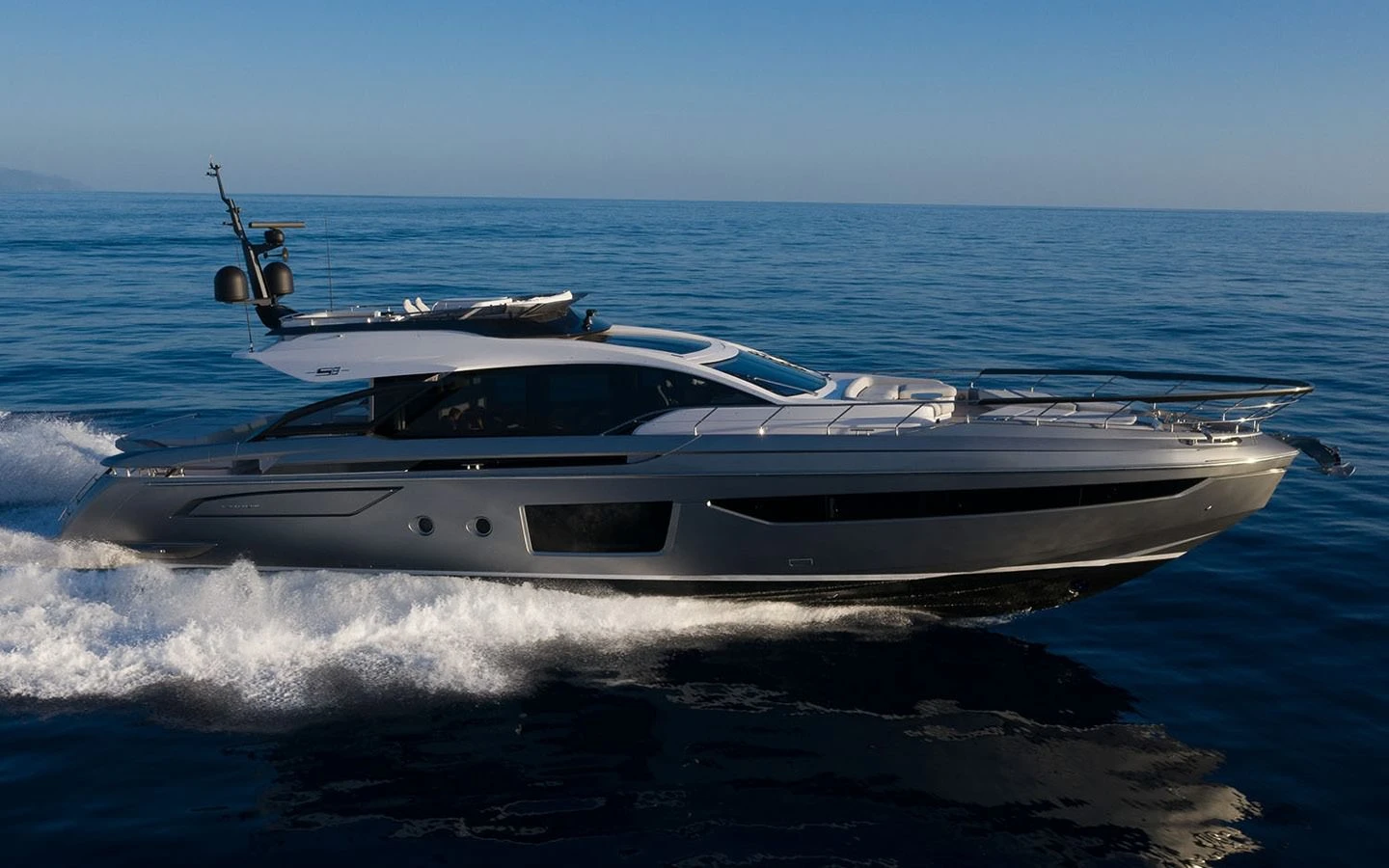 Azimut Grande S8