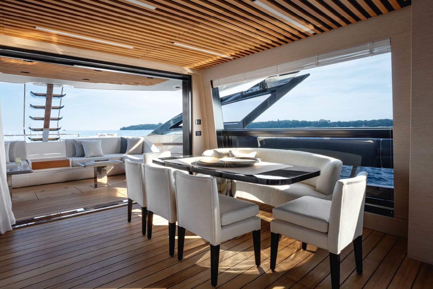 Azimut Grande S10