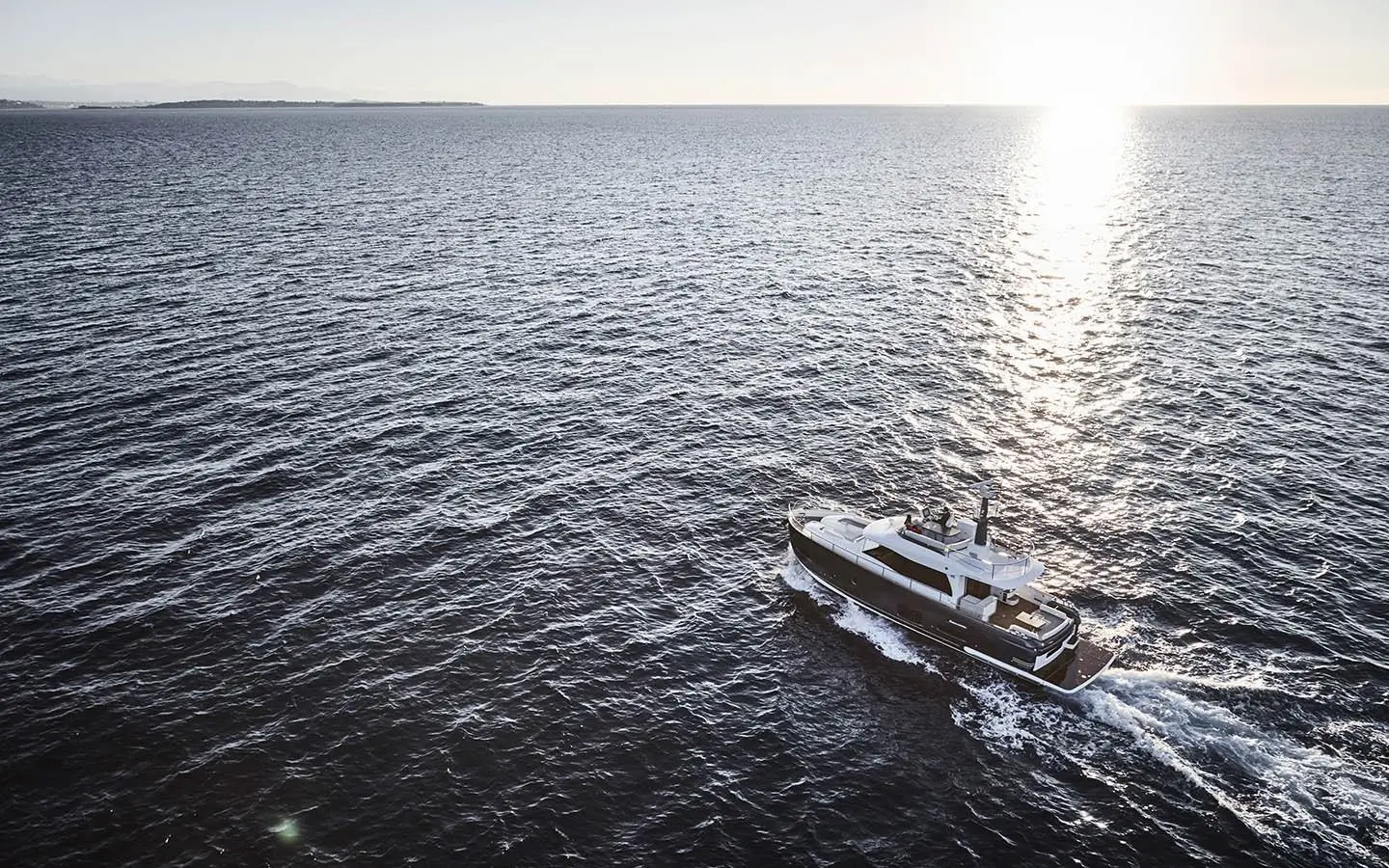 Azimut Magellano 53