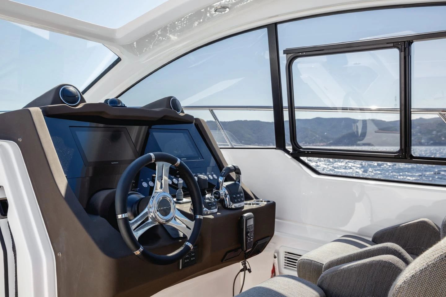 Azimut Atlantis 45