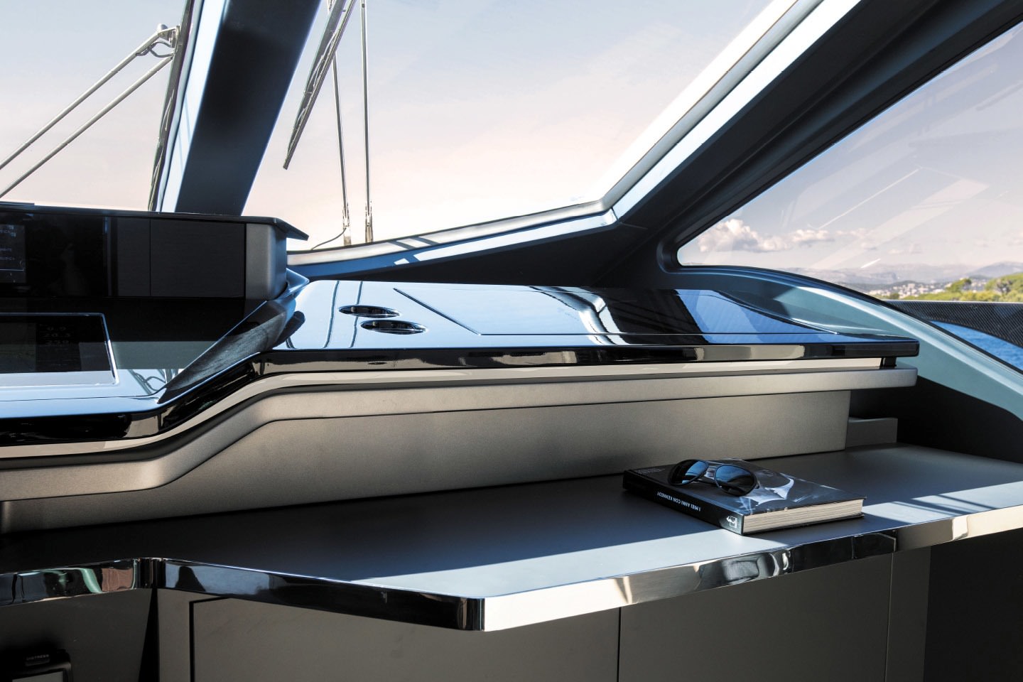 Azimut Grande S10