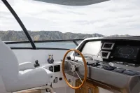 Azimut Magellano 25