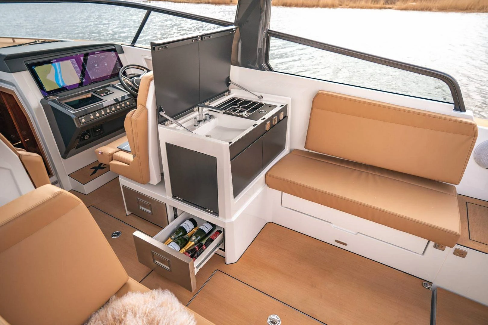 X-Yachts X-Power 33C