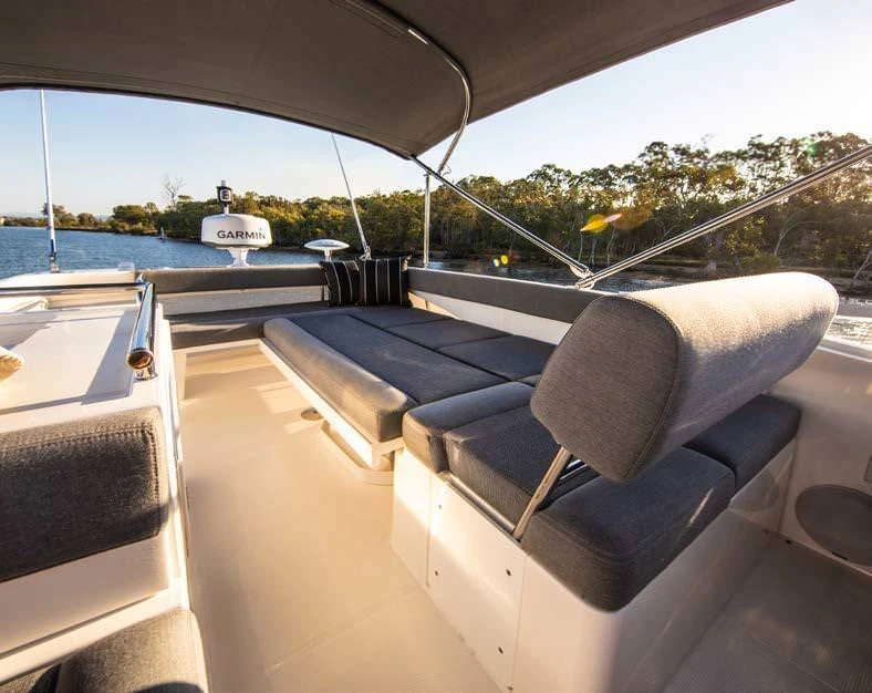 Riviera 39 Open Fly