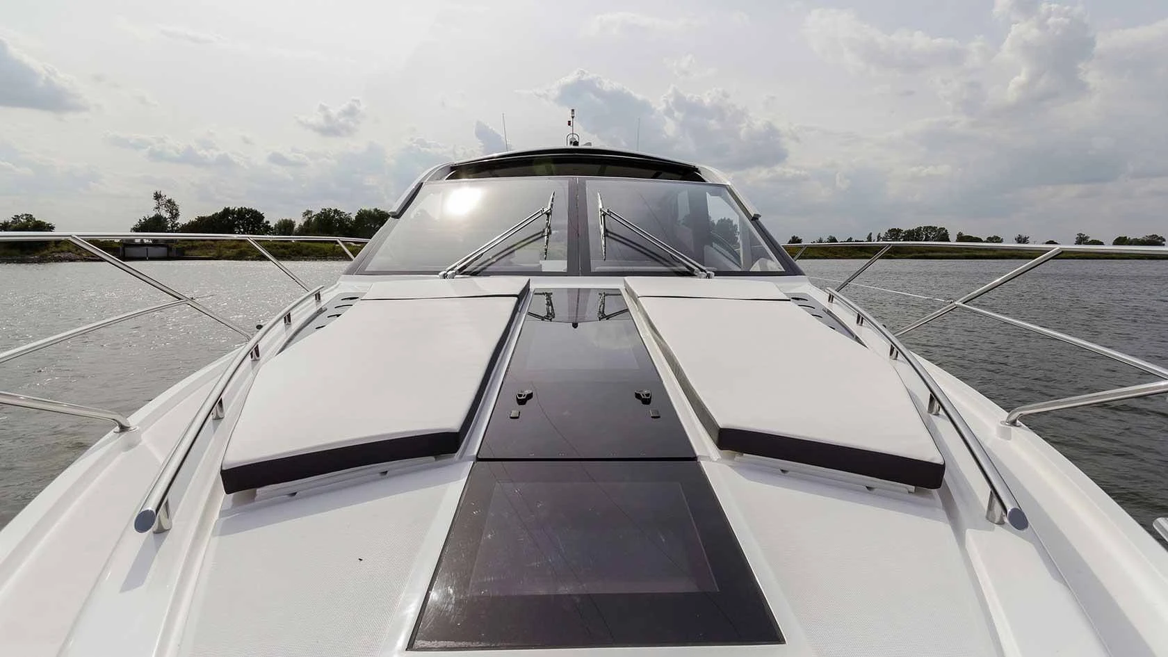 Galeon 560 Sky