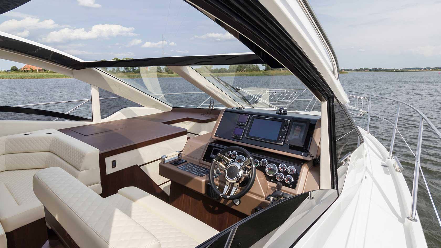 Galeon 560 Sky