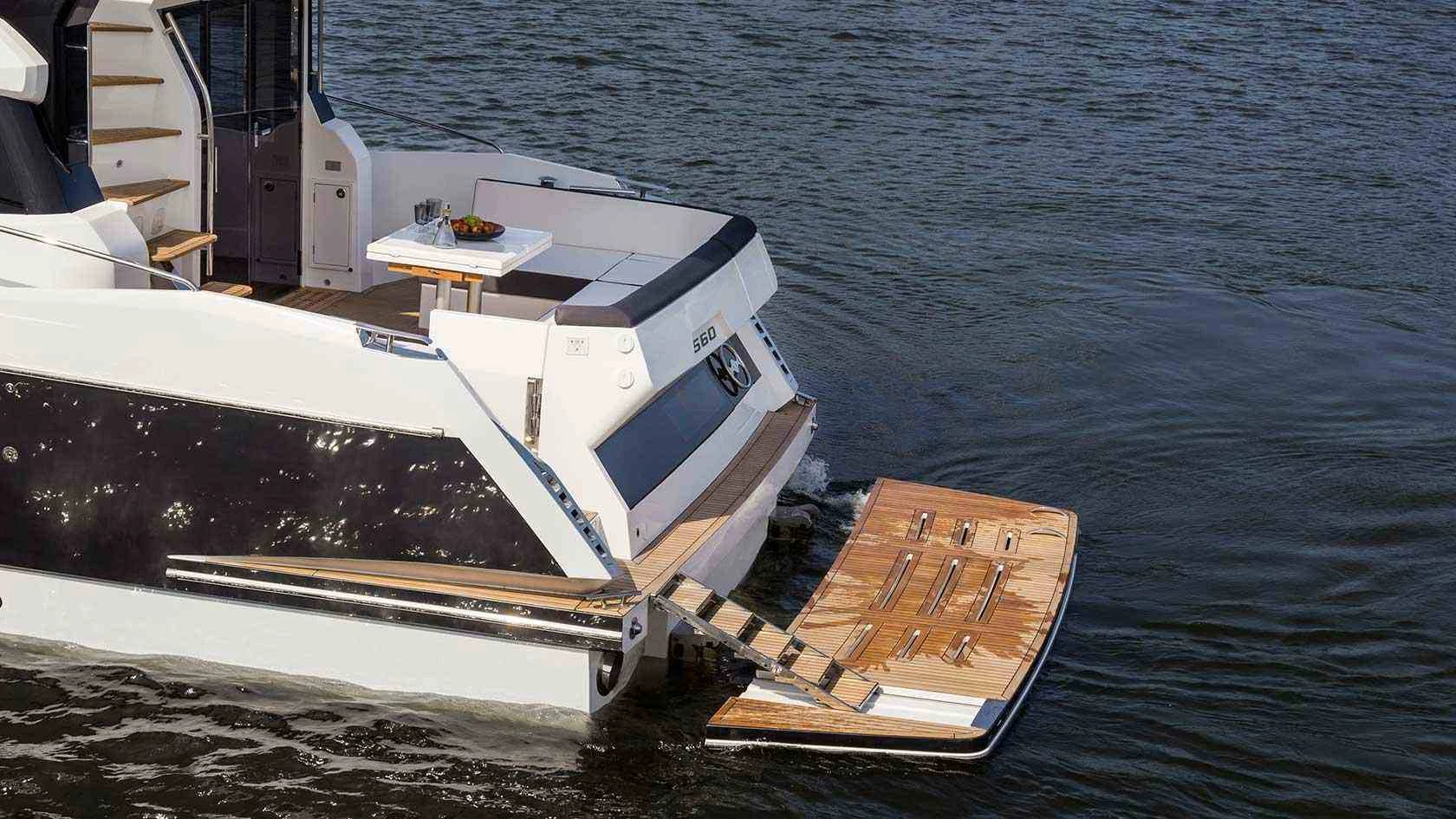 Galeon 560 Sky