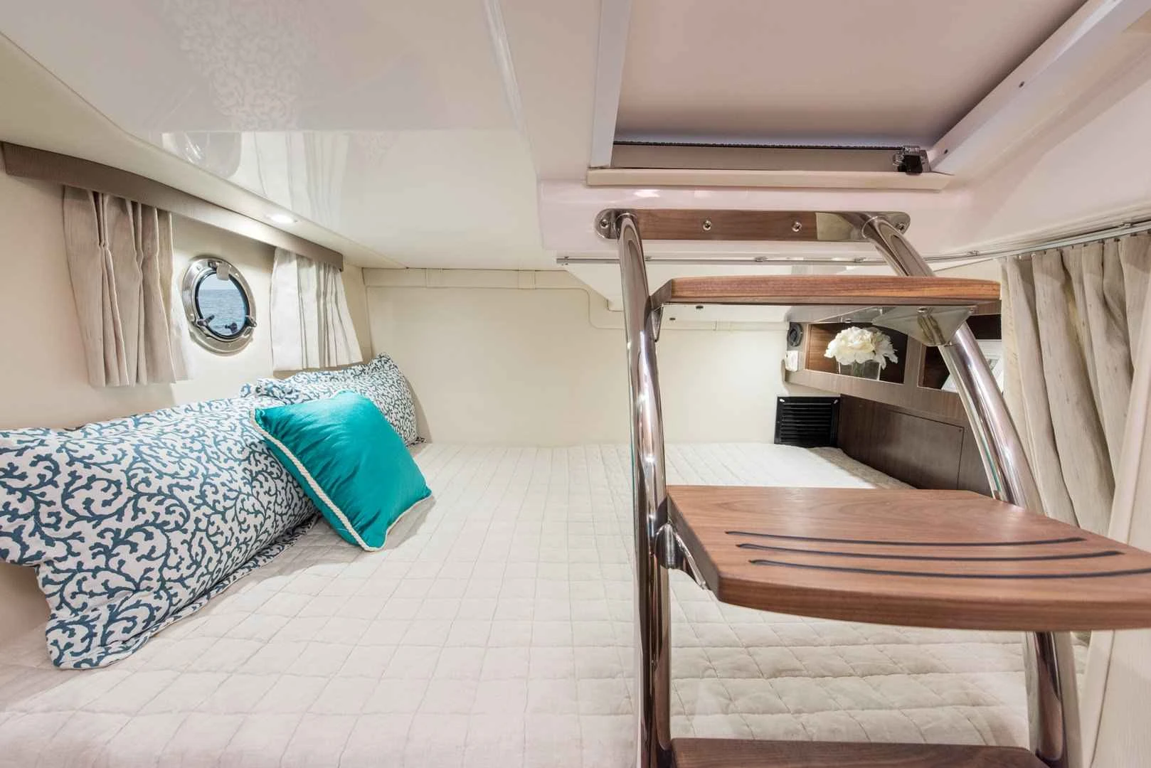 Regal 28 Express