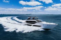 Ferretti 860
