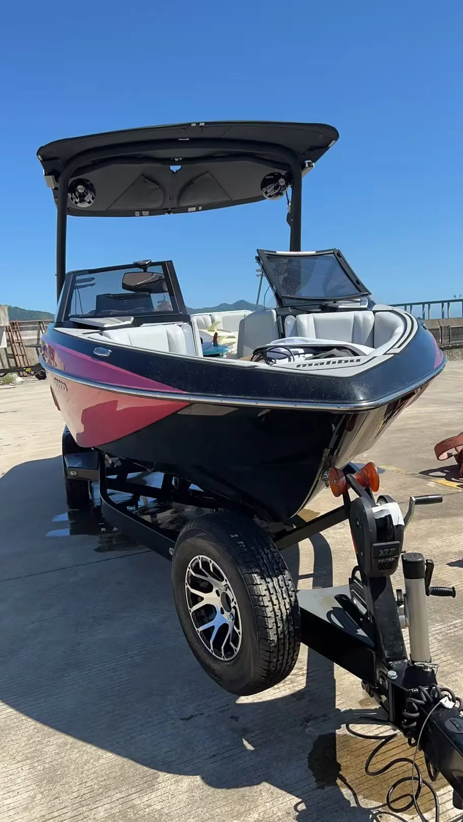 Malibu WAKESETTER 23LSV