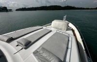 2005 Ferretti Yachts Customline 112