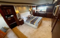 2005 Ferretti Yachts Customline 112