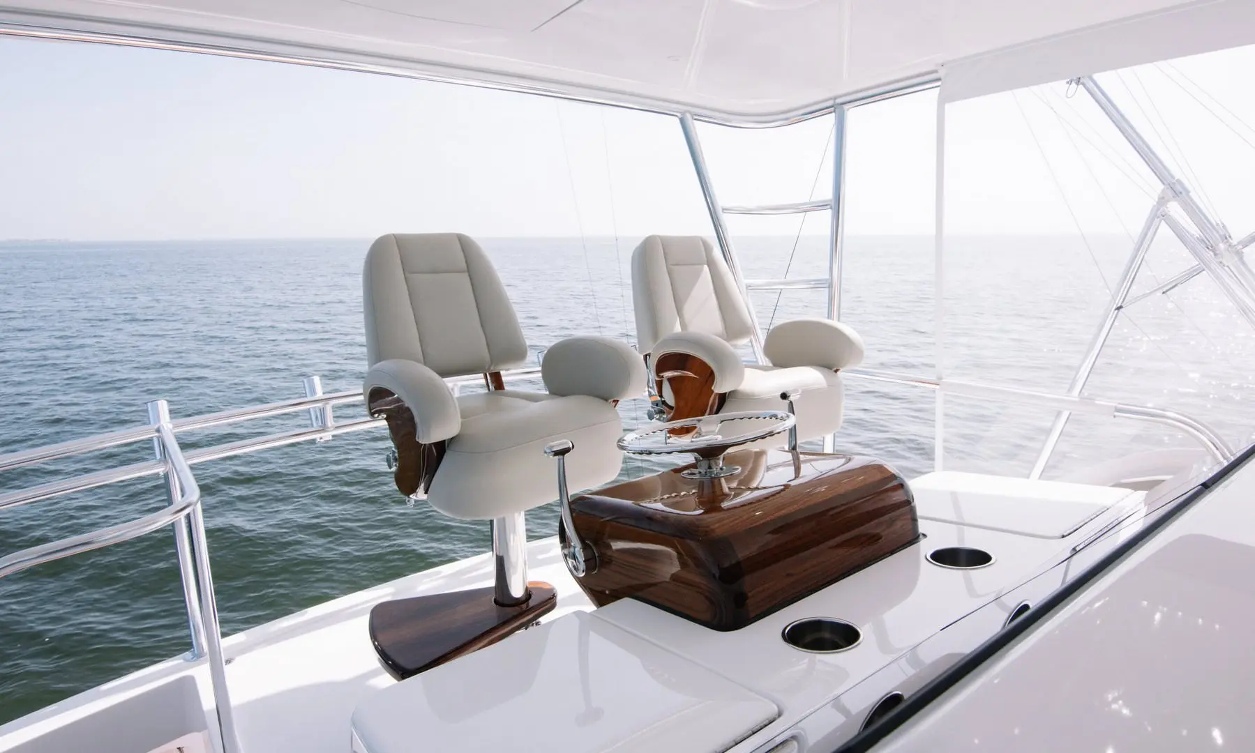 BERTRAM 61 CONVERTIBLE