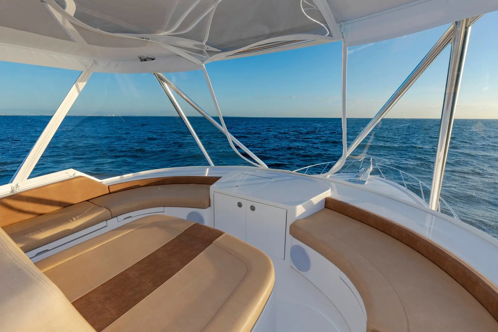 BERTRAM 61 CONVERTIBLE