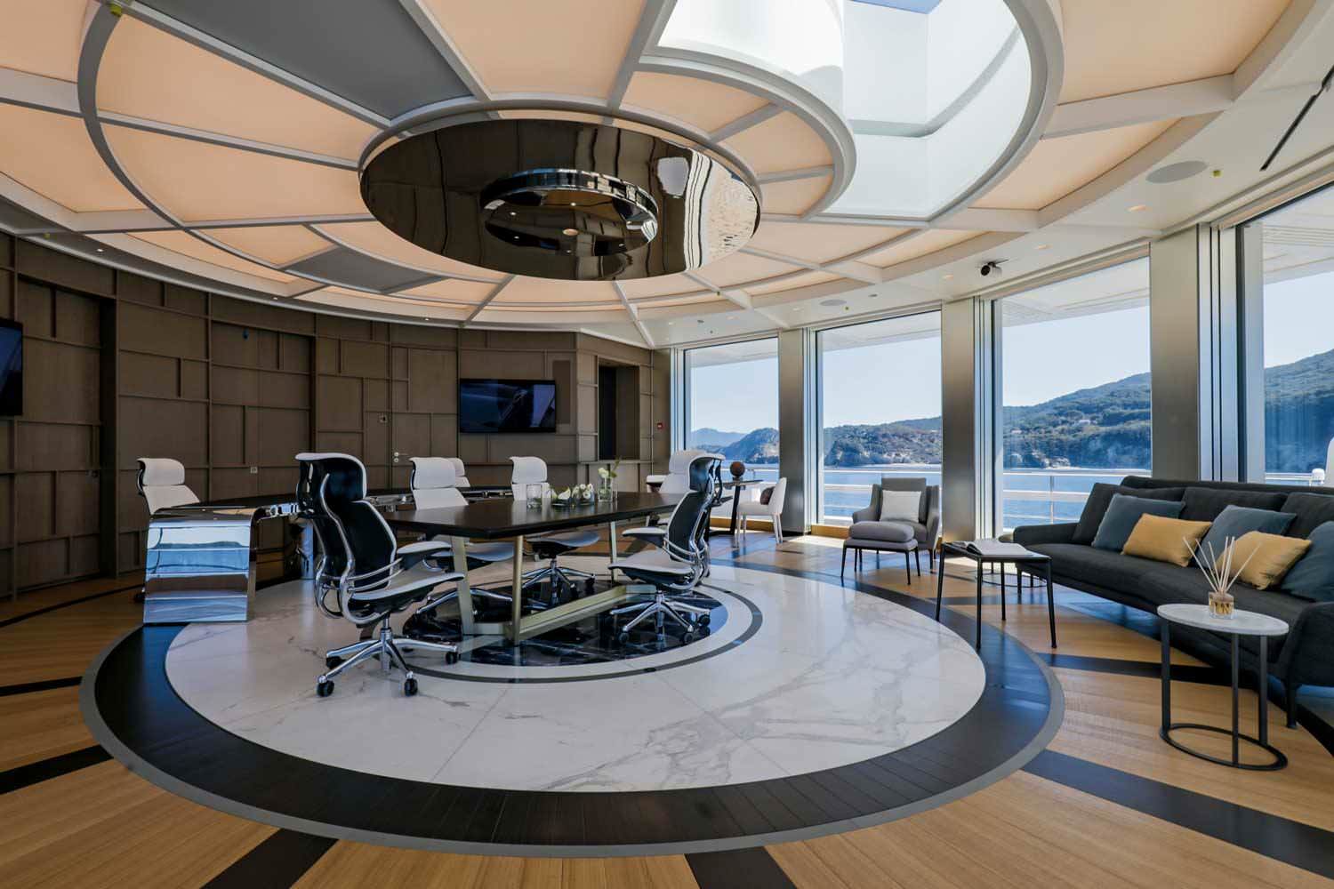 Benetti Giga FB272