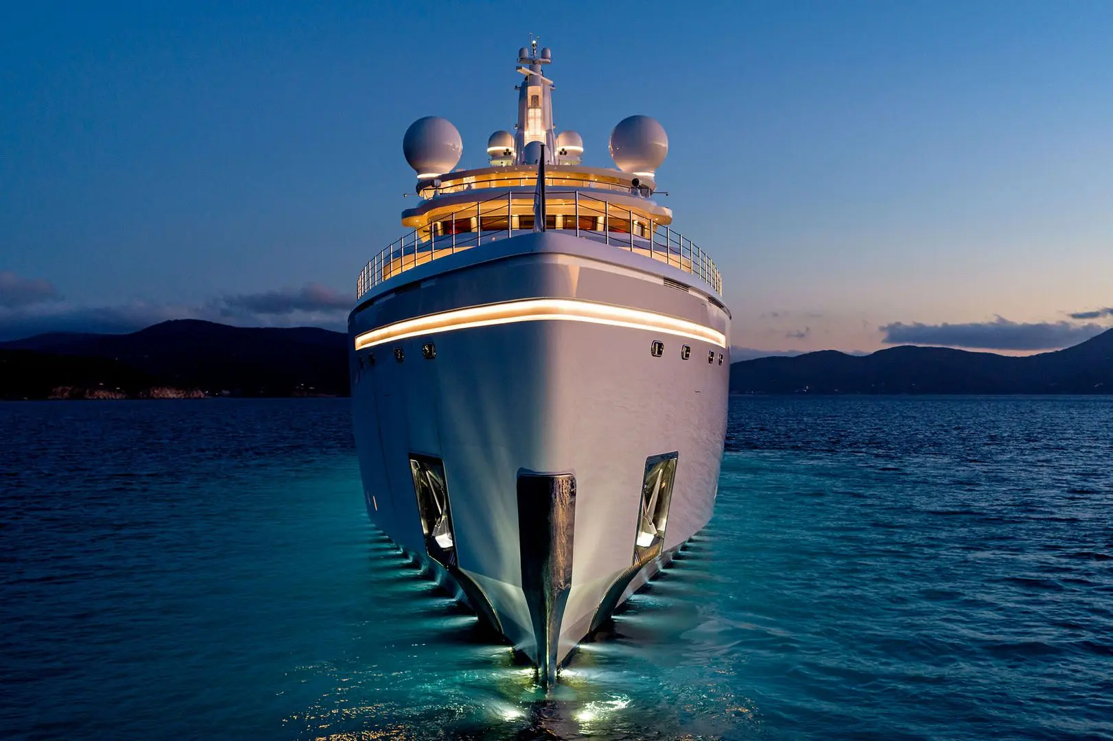 Benetti Giga FB272