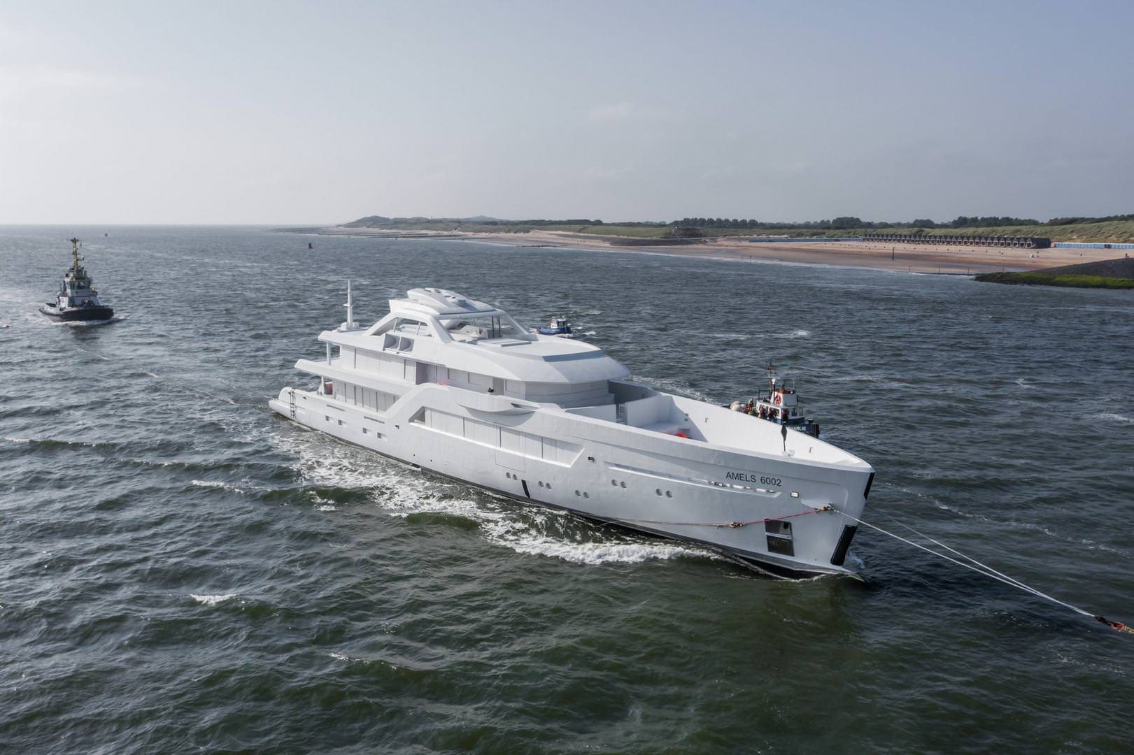 Amels 60 02