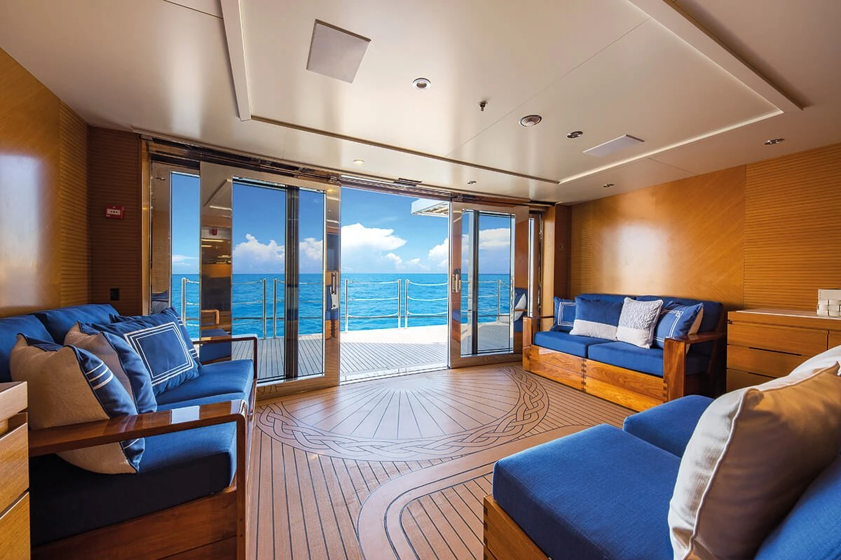 Benetti Mega FB269 M-Y Spectre