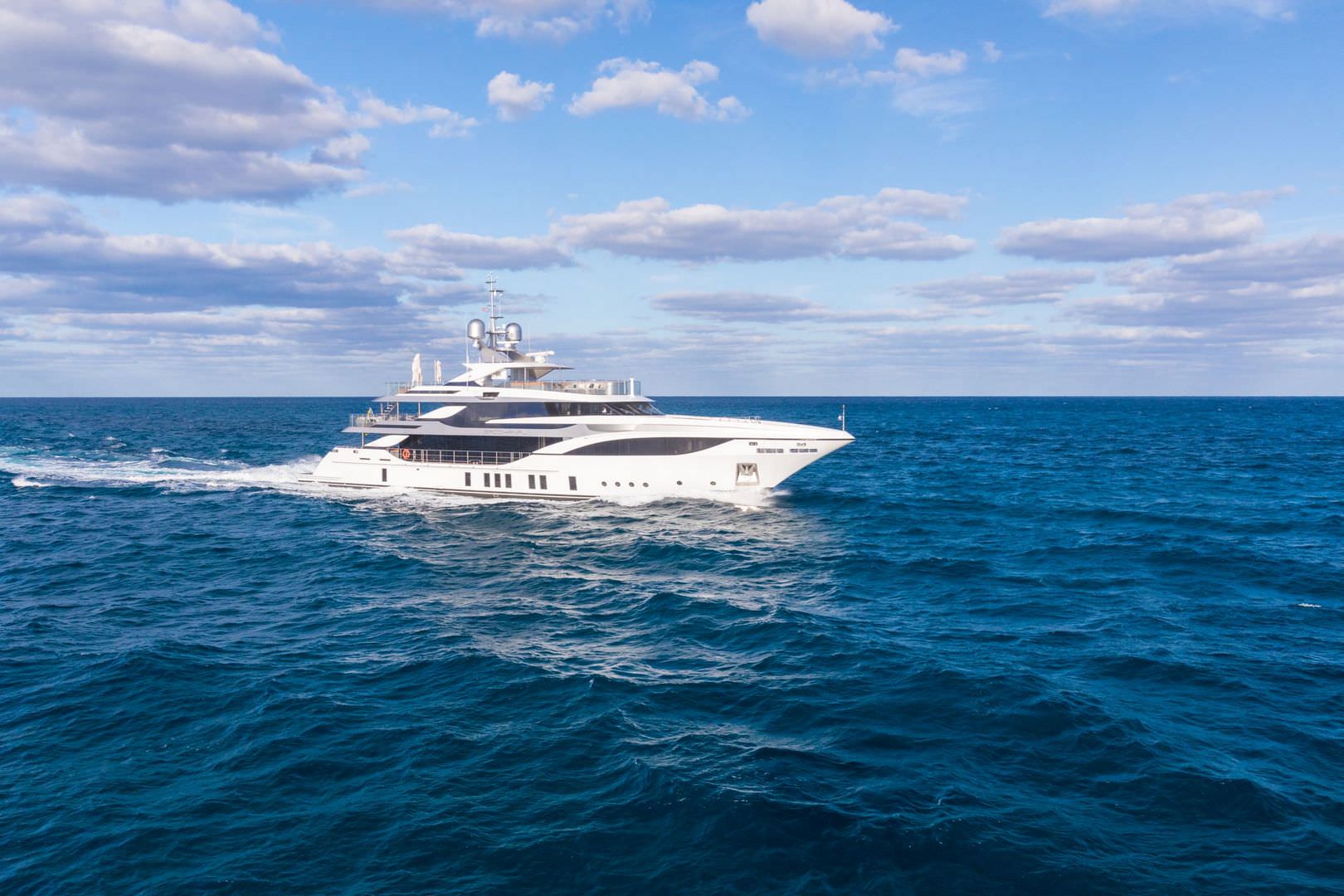 Benetti Mega FB703 M-Y Bacchanal