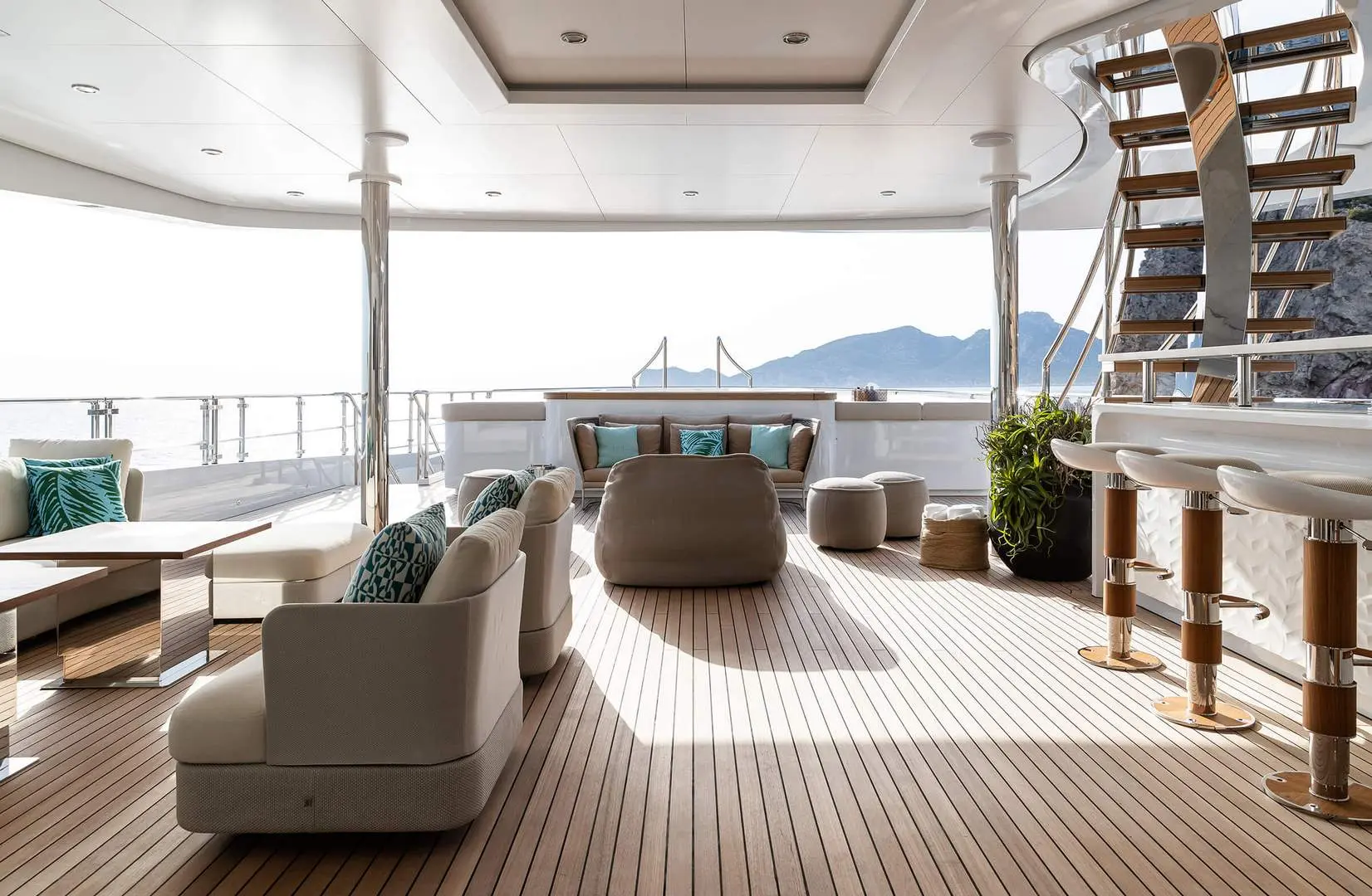 Benetti Mega FB276 M-Y Metis