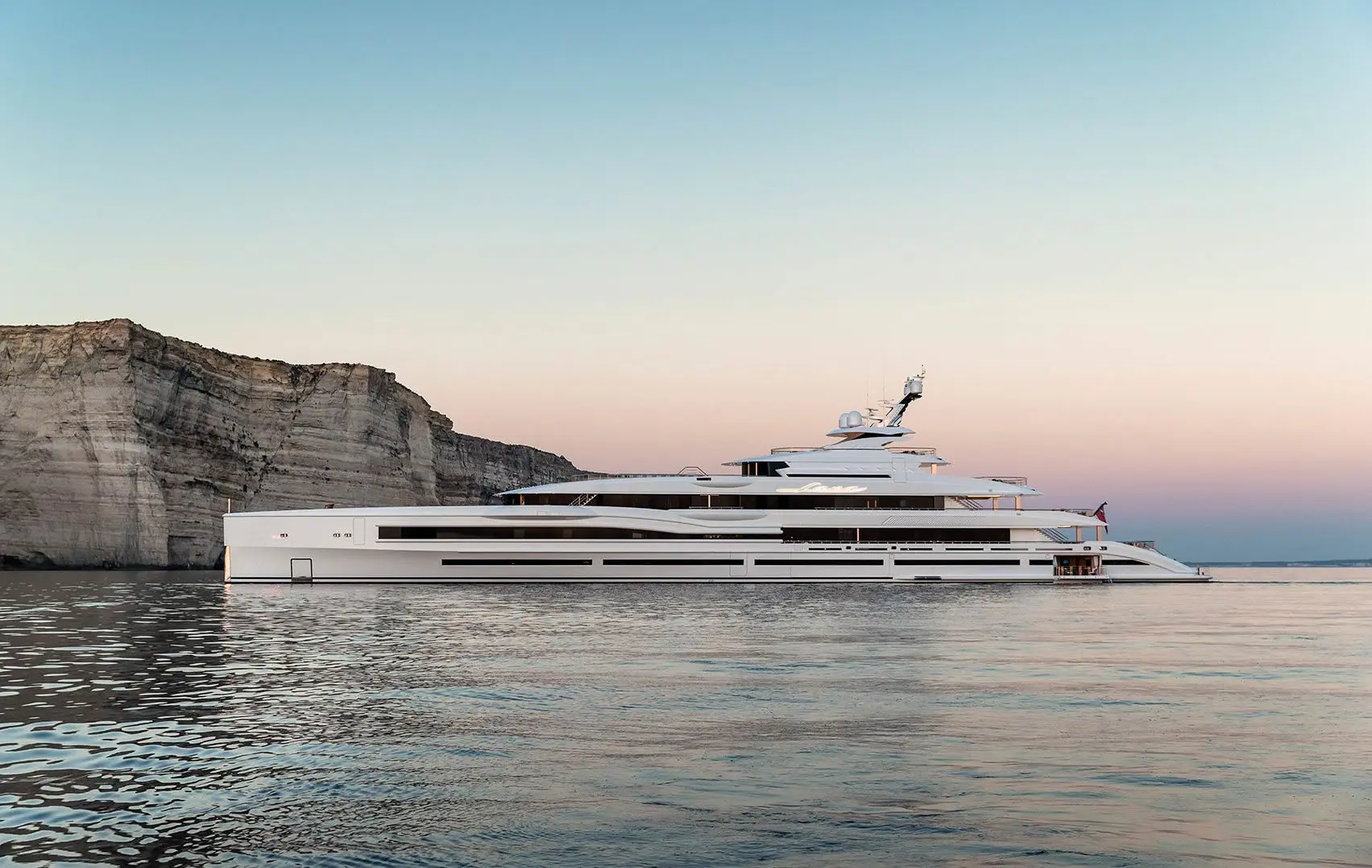 Benetti Giga FB277 M-Y LANA