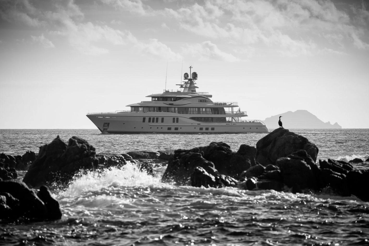 Amels 242 01