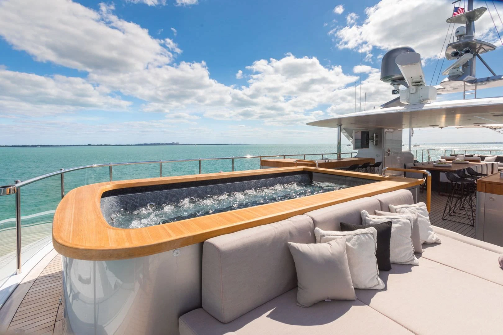 Benetti Mega FB703 M-Y Bacchanal