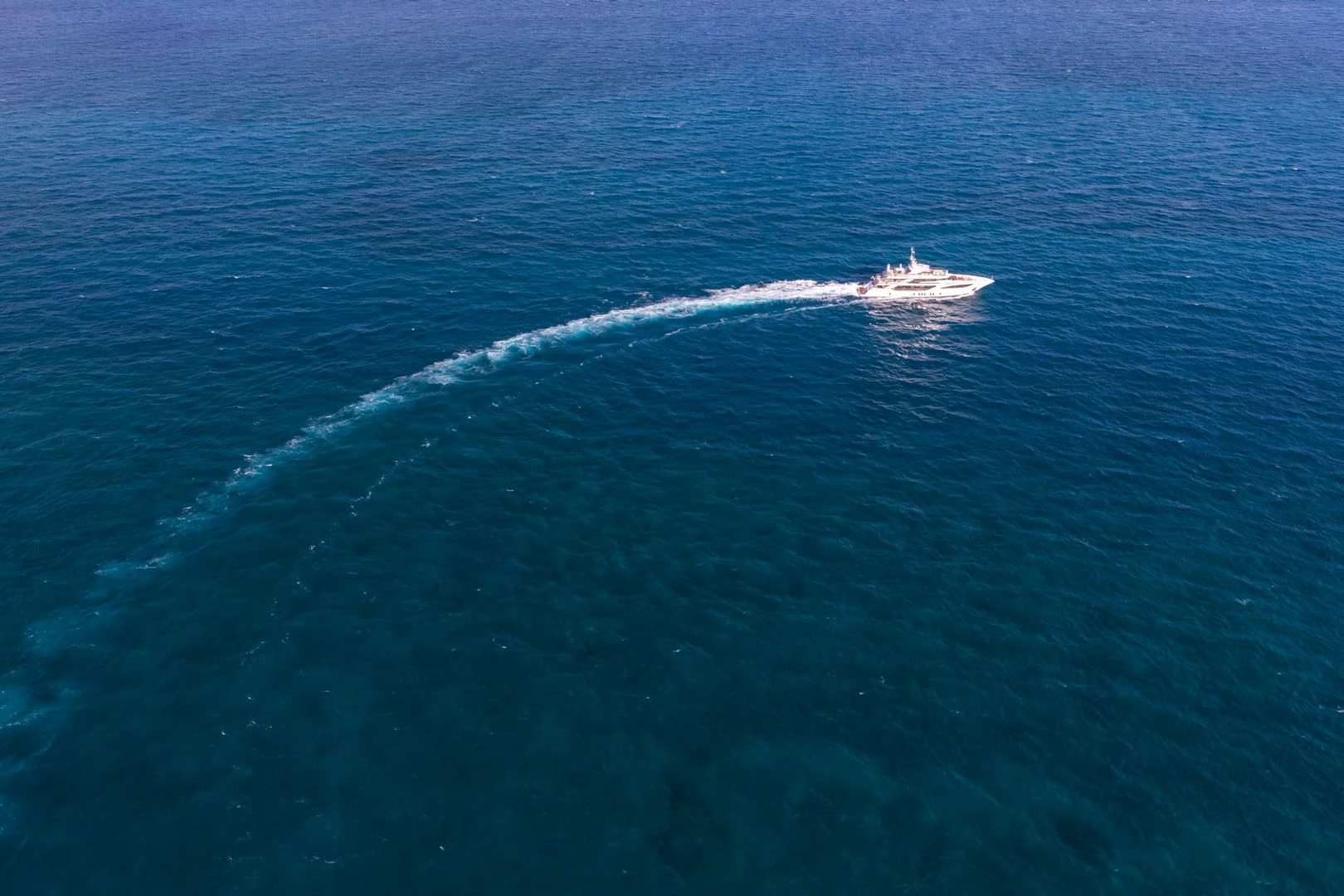 Benetti Mega FB703 M-Y Bacchanal