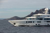 Amels 242 02