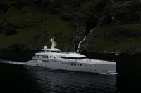 Amels 206 01