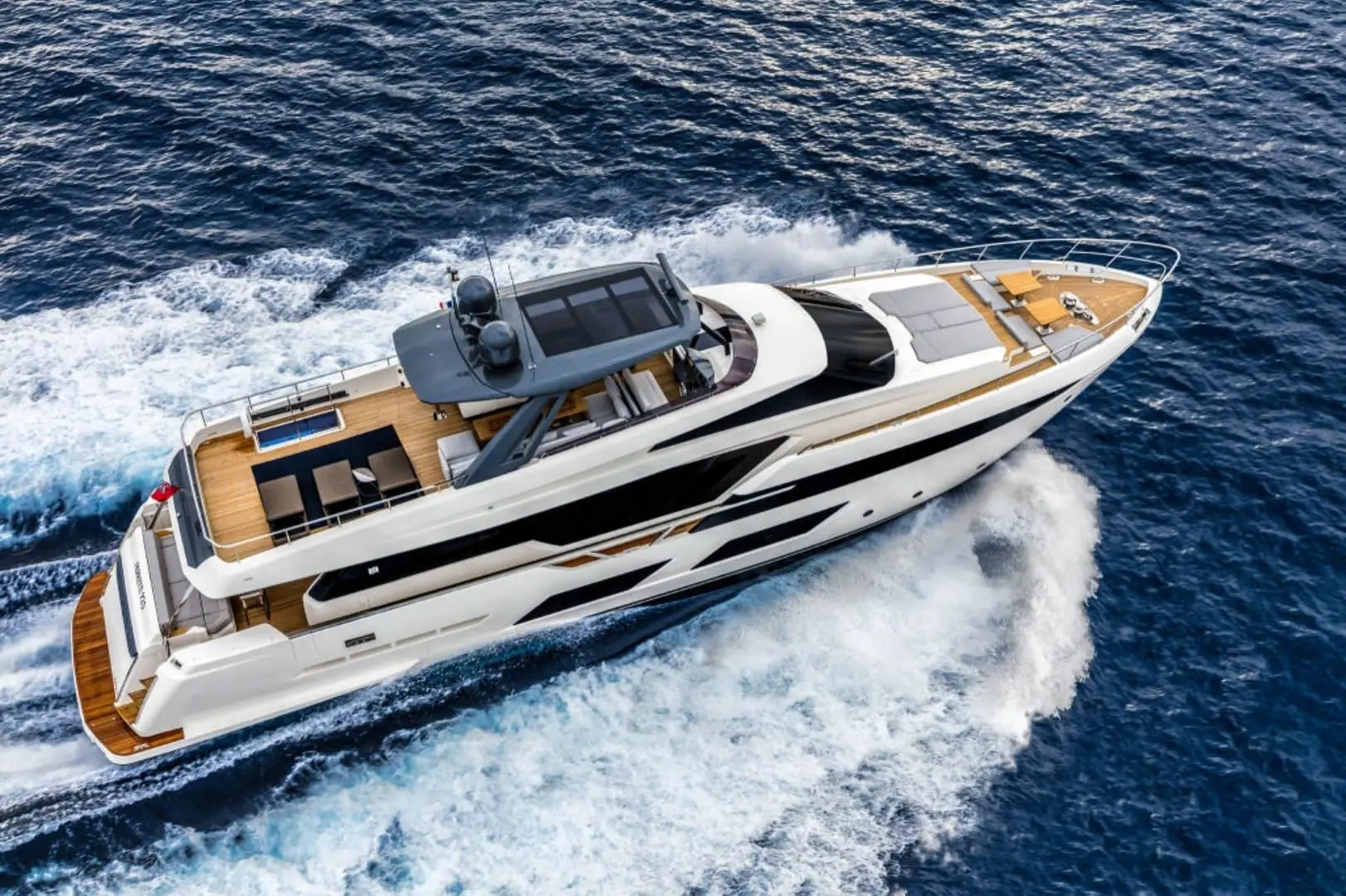 Ferretti  920 2000 M96L