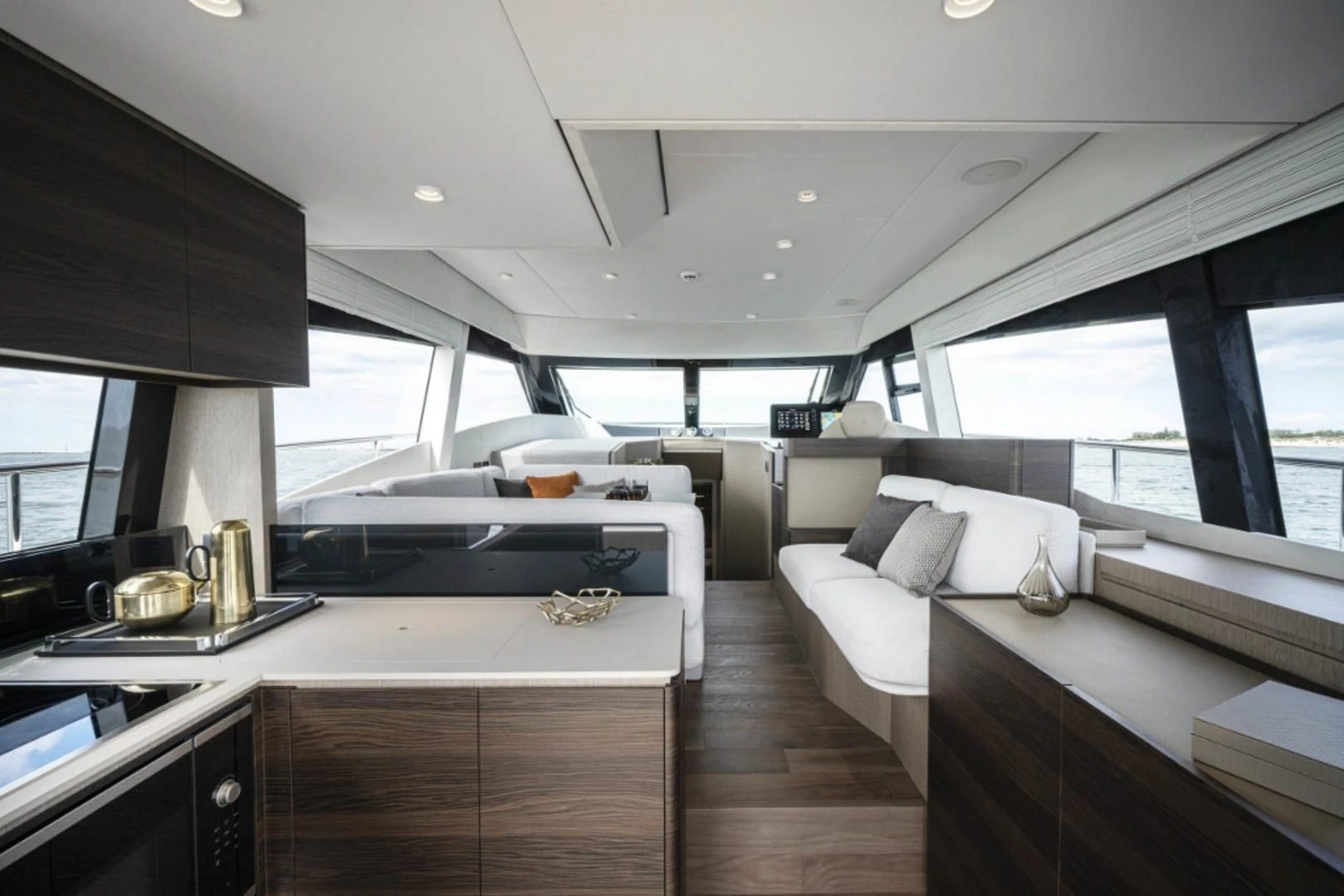 Ferretti 500