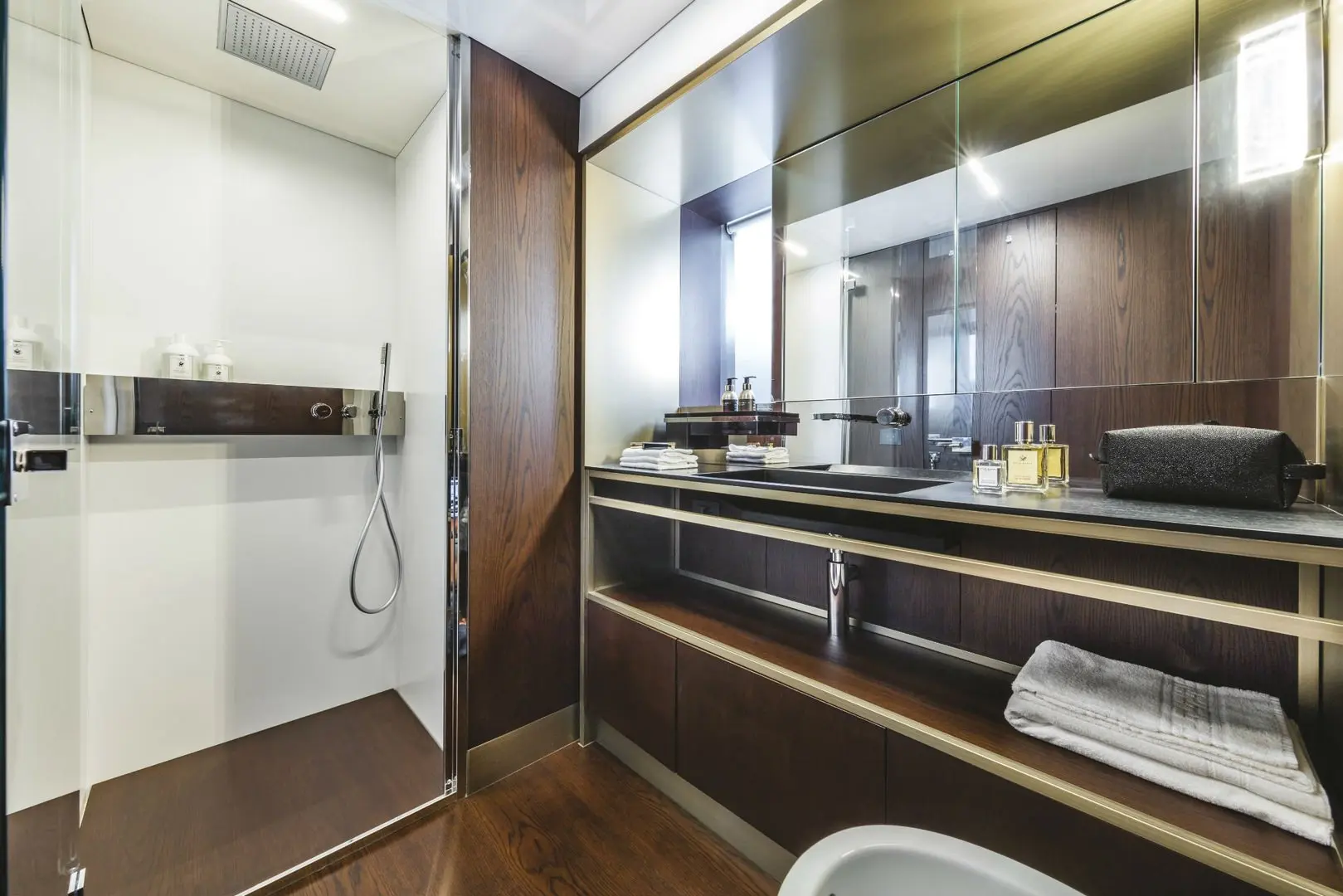 Ferretti  850 1800