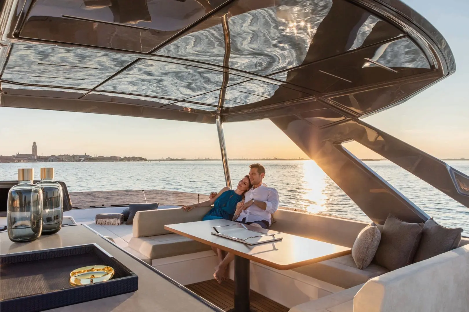  Ferretti 670