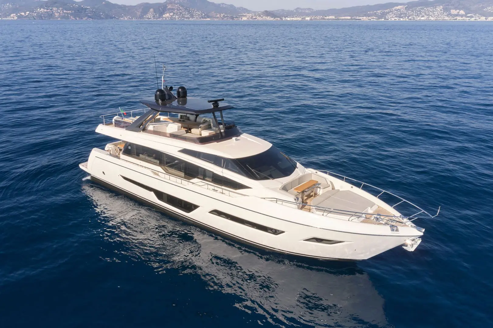 Ferretti 780 1550