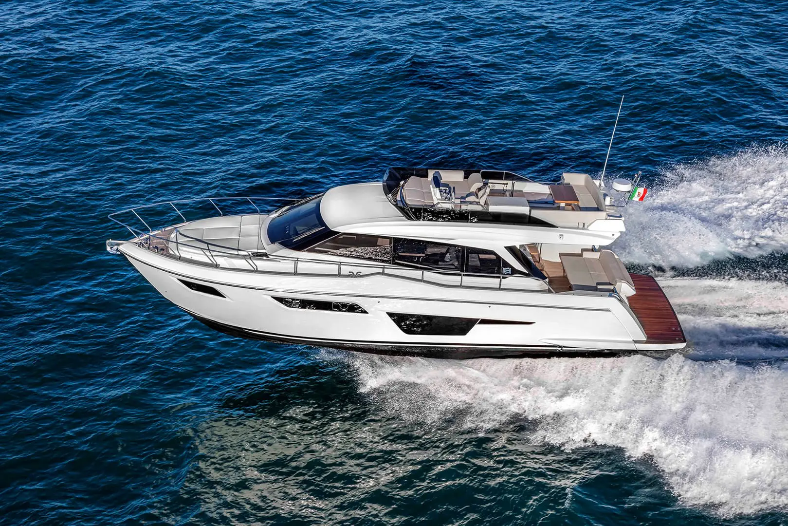 Ferretti 500