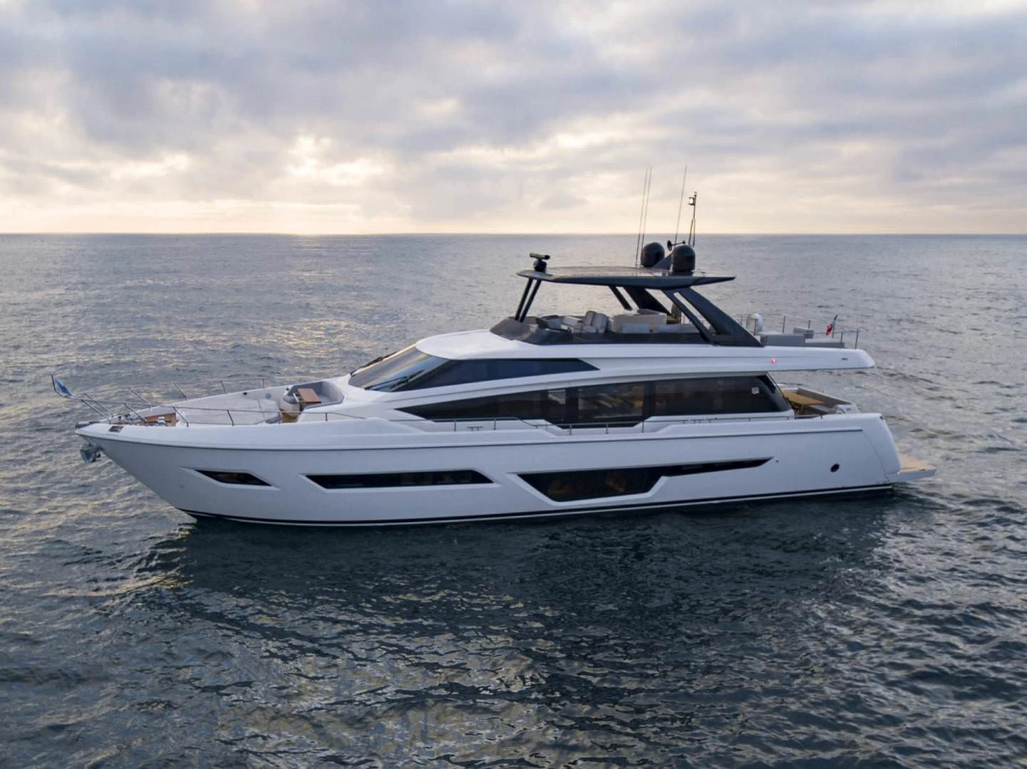Ferretti  780 1400