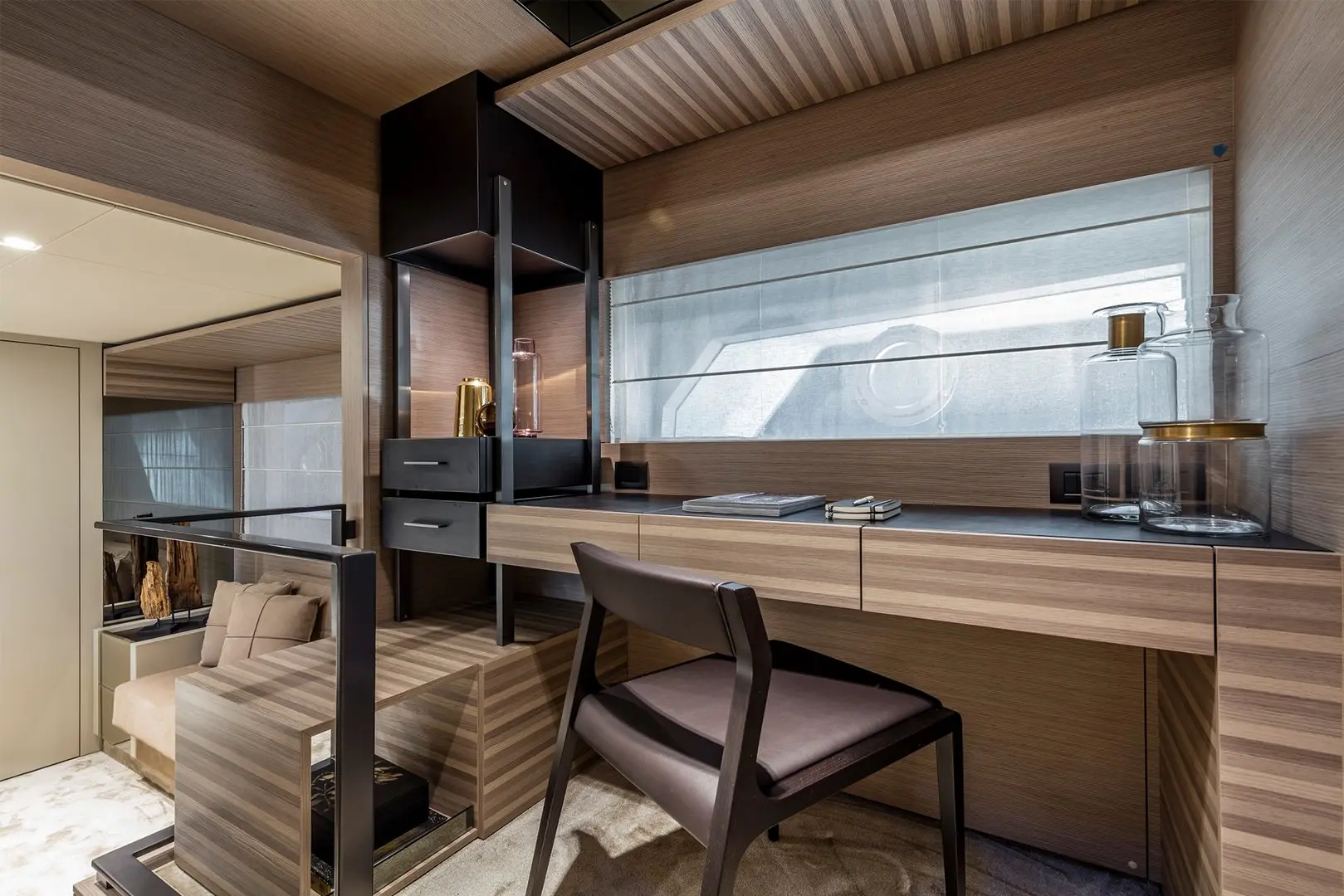  Ferretti 670
