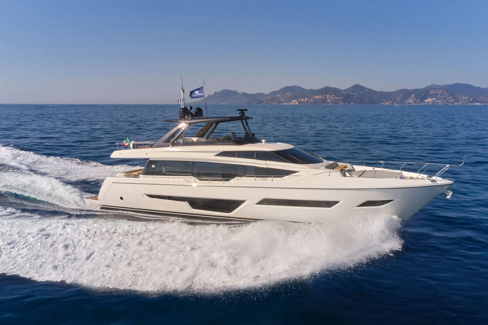 Ferretti 780 1550