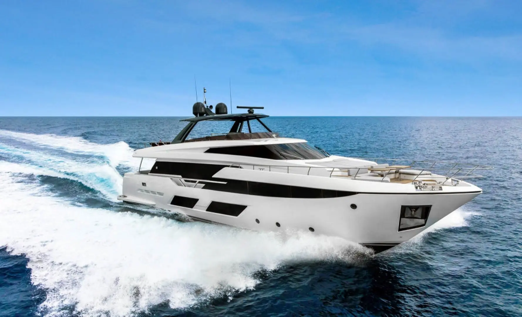 Ferretti 920 2000 M96