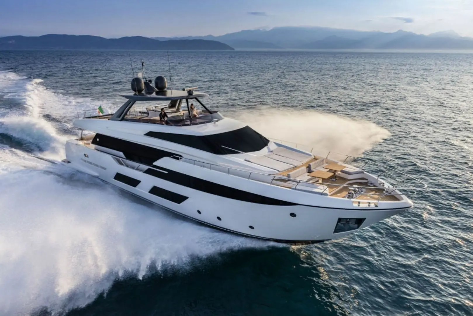 Ferretti 920 2000 M86