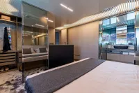 Ferretti 850 1900