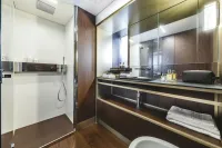 Ferretti  850 1800