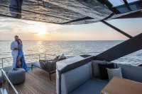 Ferretti 720 1400