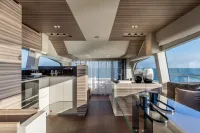  Ferretti 670