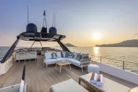 Ferretti 920 2000 M96