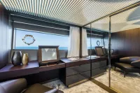 Ferretti 850 1900