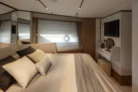 Ferretti 720 1400
