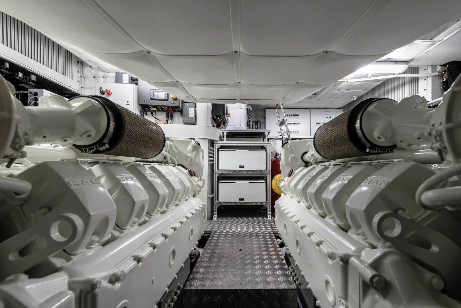 Pershing 6X 1550