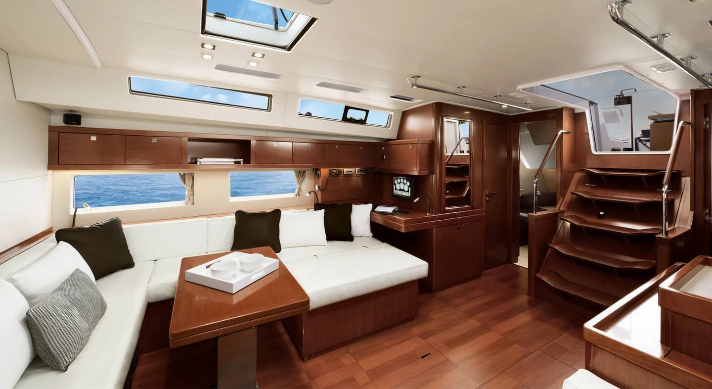 Beneteau Oceanis 55